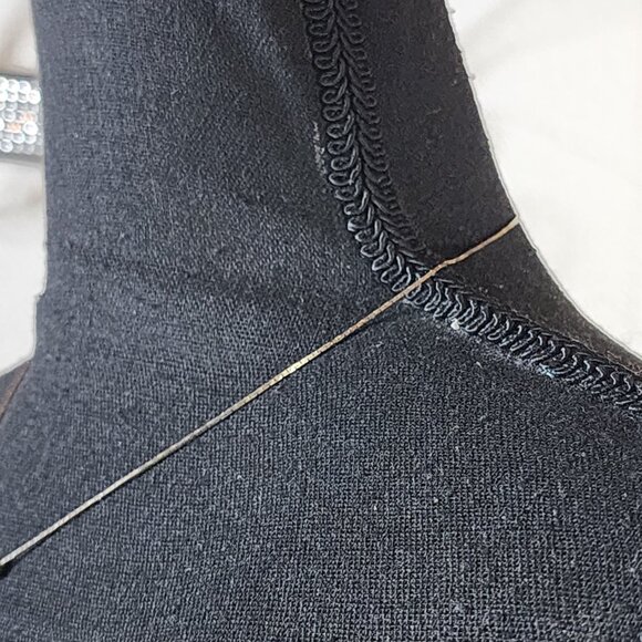 Seven Graduated Sterling Silver Round Ball Spheres on a Silver 17.5" Cobra Chain - Picture 6 of 16